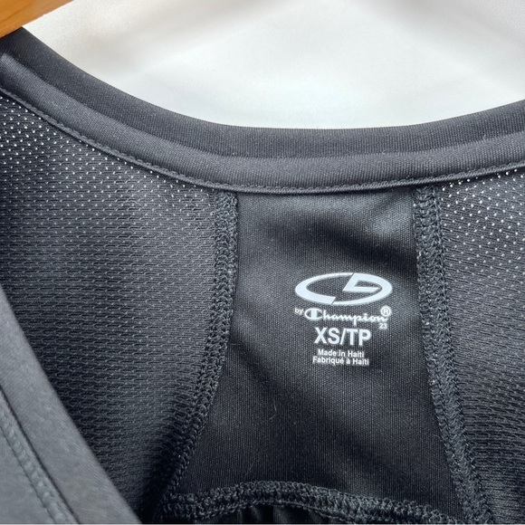 C9 CHAMPION Woman's Black Short Sleeve Lightweight Athletic Top Size XS - Picture 3 of 9